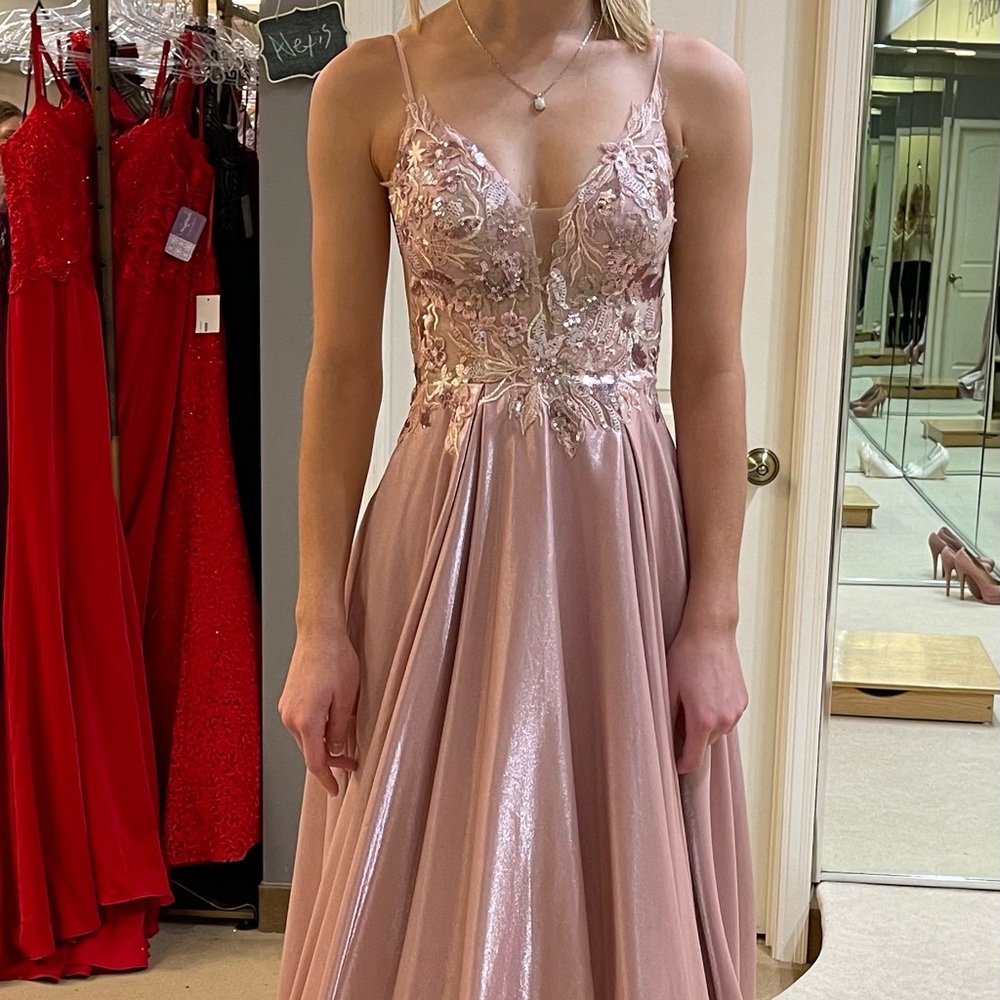 NOX Annabelle Prom dress size 2- fits smaller like 0 or 00